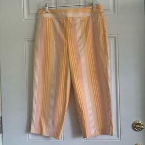 ❤️2/$15 or 3/$21❤️ Talbots Lightweight Capris, Size 10